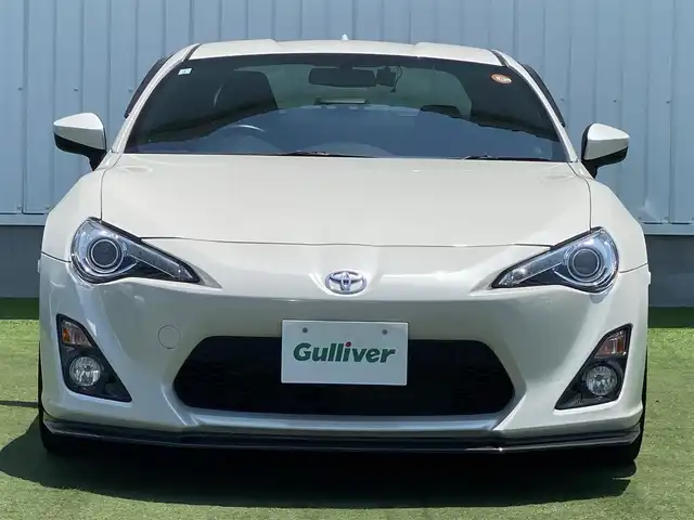 トヨタ ８６ GT 香川県 2015(平27)年 5.1万km クリスタルホワイトパール 純正SDナビ/→AM/FM/CD/DVD/Bluetooth/フルセグTV/バックカメラ/前後ドライブレコーダー/車高調/社外マフラー/社外18インチアルミホイール/HIDヘッドライト/パドルシフト/MTモード付AT/プッシュスタート/スマートキー/スペアキー×1