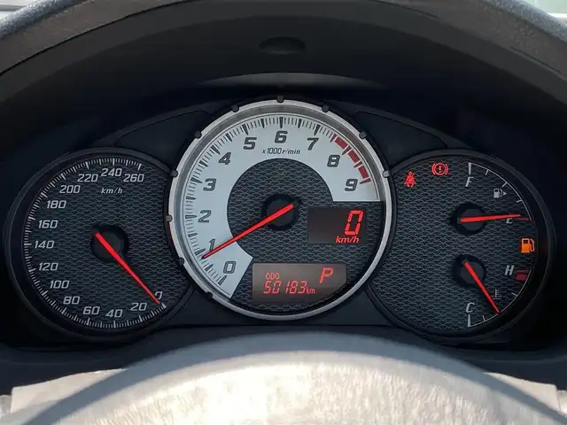 トヨタ ８６ GT 香川県 2015(平27)年 5.1万km クリスタルホワイトパール 純正SDナビ/→AM/FM/CD/DVD/Bluetooth/フルセグTV/バックカメラ/前後ドライブレコーダー/車高調/社外マフラー/社外18インチアルミホイール/HIDヘッドライト/パドルシフト/MTモード付AT/プッシュスタート/スマートキー/スペアキー×1