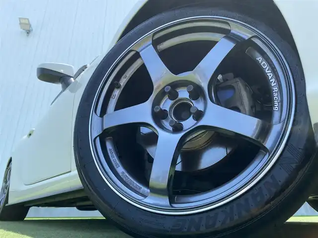 トヨタ ８６ GT 香川県 2015(平27)年 5.1万km クリスタルホワイトパール 純正SDナビ/→AM/FM/CD/DVD/Bluetooth/フルセグTV/バックカメラ/前後ドライブレコーダー/車高調/社外マフラー/社外18インチアルミホイール/HIDヘッドライト/パドルシフト/MTモード付AT/プッシュスタート/スマートキー/スペアキー×1