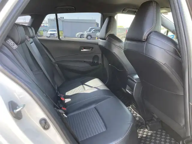 トヨタ カローラツーリング ダブルバイビー 鳥取県 2020(令2)年 5.8万km ホワイトパールクリスタルシャイン 純正9インチナビ/フルセグ/BT/USB/バックカメラ/トヨタセーフティセンス/レーンキープアシスト/レーダークルーズコントロール/ブラインドスポットモニター/ビルトインETC２．０/ハーフレザーシート/LEDヘットライト/オートハイビーム/ENKEI 17インチアルミホイール/プッシュエンジンスタート/スマートキー×２