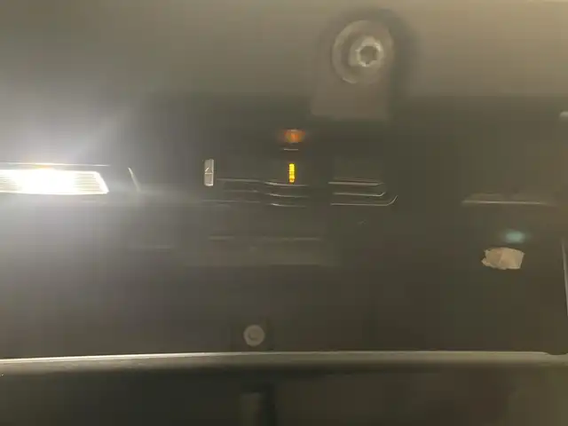 ボルボ ＸＣ６０ D4 AWD Rデザイン 岡山県 2018(平30)年 6.3万km クリスタルホワイトP 純正SENSUS/CD/AM/FM/フルセグTV/Bluetooth/アップルカープレイ/ハーフレザーシート/パワーシート/シートヒーター/アルミペダル/ESC/LKA/クロストラフィックアラート/BLIS/ロードサインインフォーメーション/自動ブレーキ/パークセンサー/全方位カメラ/コーナーリングライト/アクティブベンディングライト/ACC/パワーテールゲート/ブレーキAH