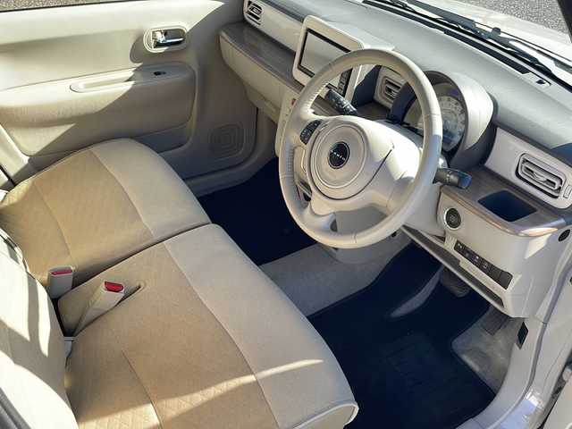 スズキ ラパン X 島根県 2022(令4)年 5.6万km フォーンベージュM 社外7インチメモリナビゲーション(KXM-E506W2)/スズキセーフティサポート/社外前方ドライブレコーダー/D/N席シートヒーター/AUTOライト/LEDヘッドライト/コーナーセンサー/ステアリングリモコン/アイドリングストップ/純正14インチアルミホイール