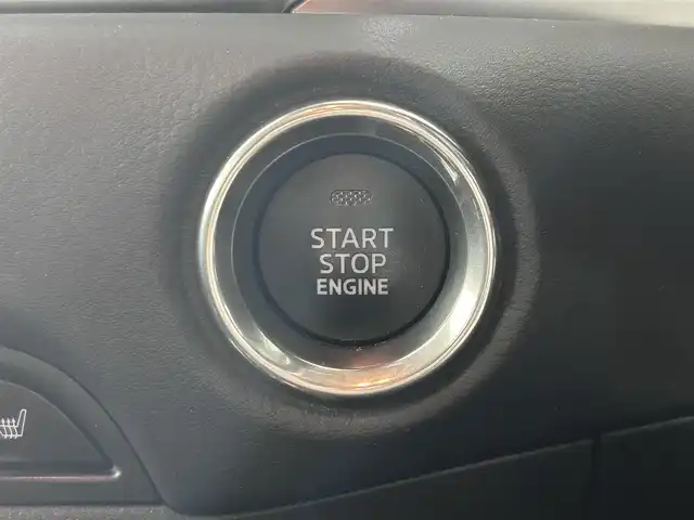マツダ ＣＸ－５ 20S プロアクティブ 佐賀県 2018(平30)年 8.2万km スノーフレイクホワイトパールマイカ 純正7型ナビ/CD DVD AM FM フルセグTV/衝突軽減ブレーキ/レーダークルーズコントロール/レーンキープアシスト/ETC/ブラインドスポットモニター/BOSEサウンド/運転席メモリー付きパワーシート/ヘッドアップディスプレイ/保証書/取扱説明書