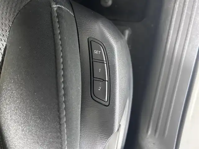 マツダ ＣＸ－５ 20S プロアクティブ 佐賀県 2018(平30)年 8.2万km スノーフレイクホワイトパールマイカ 純正7型ナビ/CD DVD AM FM フルセグTV/衝突軽減ブレーキ/レーダークルーズコントロール/レーンキープアシスト/ETC/ブラインドスポットモニター/BOSEサウンド/運転席メモリー付きパワーシート/ヘッドアップディスプレイ/保証書/取扱説明書