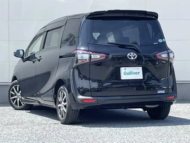 トヨタ シエンタ G クエロ 茨城県 2018(平30)年 7.8万km ブラックマイカ 純正メモリナビ/・Bluetooth接続/・ワンセグテレビ/バックカメラ/ETC/プリクラッシュセーフティー/両側パワースライドドア/ハーフレザーシート/プッシュスタート/純正フロアマット/純正ドアバイザー/純正アルミホイール/ステアリングスイッチ