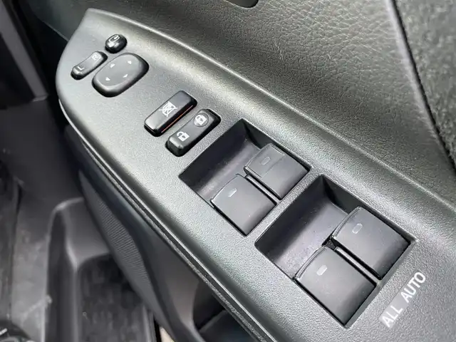 トヨタ アルファード 240S 大阪府 2012(平24)年 11.4万km ブラック (株)IDOMが運営する【じしゃロン東大阪店】の自社ローン専用車両になりますこちらは現金またはオートローンご利用時の価格です。自社ローンご希望の方は別途その旨お申付け下さい/モデリスタ製フロントバンパー/社外フロントグリル/純正SDナビ【NSLN-W62】/（フルセグTV、BTオーディオ、HDMI、/　SD MUSIC、SD VIDEO、AM/FM、USB、VTR）/バックカメラ/純正フリップダウンモニター/ビルトインETC/両側パワースライドドア/HIDヘッドライト/フォグ/プッシュスタート＆スマ－トキー/オートライト/オートエアコン/純正18インチAW/横滑り防止装置/コーナーセンサー/取説（車両・ナビ）/スペアスマートキー