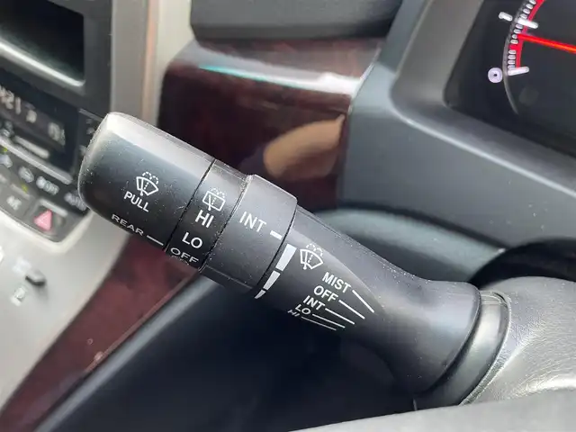 トヨタ アルファード 240S 大阪府 2012(平24)年 11.4万km ブラック (株)IDOMが運営する【じしゃロン東大阪店】の自社ローン専用車両になりますこちらは現金またはオートローンご利用時の価格です。自社ローンご希望の方は別途その旨お申付け下さい/モデリスタ製フロントバンパー/社外フロントグリル/純正SDナビ【NSLN-W62】/（フルセグTV、BTオーディオ、HDMI、/　SD MUSIC、SD VIDEO、AM/FM、USB、VTR）/バックカメラ/純正フリップダウンモニター/ビルトインETC/両側パワースライドドア/HIDヘッドライト/フォグ/プッシュスタート＆スマ－トキー/オートライト/オートエアコン/純正18インチAW/横滑り防止装置/コーナーセンサー/取説（車両・ナビ）/スペアスマートキー