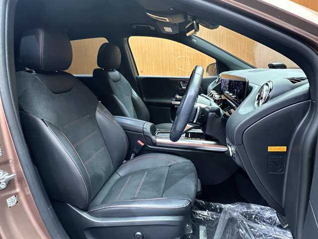 メルセデス・ベンツ Ｍ・ベンツ Ｂ２００ｄ AMGライン 千葉県 2023(令5)年 1.7万km 赤／ゴールド ＡＣＣ　/半革シート　/ナビ　/ＴＶ　/Ｂカメラ　/Ｂｌｕｅｔｏｏｔｈ接続　/シートヒーター　/電動シート/電動リアゲート　/マルチビームＬＥＤ　/ハイビームアシスト　/アンビエントライト　/アクティブパーキング　/ＲＳＰ