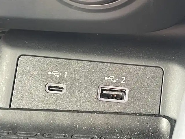 日産 フェアレディ Ｚ バージョンST 熊本県 2025(令7)年 1.2万km 黒 ワンオーナー/プッシュスタート/純正ナビ/BOSEサウンド/バックカメラ/ビルトインETC/純正19インチAW/純正キャリパー/レーダークルーズ/ハーフレザーシート/全席パワーシート/全席シートヒーター/3連メーター/LEDヘッドライト/オートライト/フォグライト/前後コーナーセンサー/横滑り防止装置/ウィンカーミラー/新車保証書/取扱説明書/スマートスペアキー×1本/カラー番号：GAT