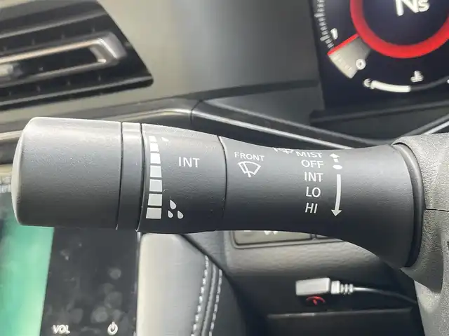 日産 フェアレディ Ｚ バージョンST 熊本県 2025(令7)年 1.2万km 黒 ワンオーナー/プッシュスタート/純正ナビ/BOSEサウンド/バックカメラ/ビルトインETC/純正19インチAW/純正キャリパー/レーダークルーズ/ハーフレザーシート/全席パワーシート/全席シートヒーター/3連メーター/LEDヘッドライト/オートライト/フォグライト/前後コーナーセンサー/横滑り防止装置/ウィンカーミラー/新車保証書/取扱説明書/スマートスペアキー×1本/カラー番号：GAT