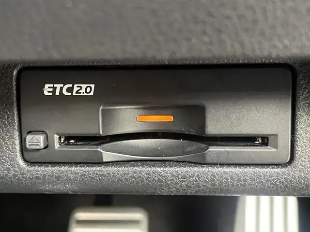 日産 フェアレディ Ｚ バージョンST 熊本県 2025(令7)年 1.2万km 黒 ワンオーナー/プッシュスタート/純正ナビ/BOSEサウンド/バックカメラ/ビルトインETC/純正19インチAW/純正キャリパー/レーダークルーズ/ハーフレザーシート/全席パワーシート/全席シートヒーター/3連メーター/LEDヘッドライト/オートライト/フォグライト/前後コーナーセンサー/横滑り防止装置/ウィンカーミラー/新車保証書/取扱説明書/スマートスペアキー×1本/カラー番号：GAT