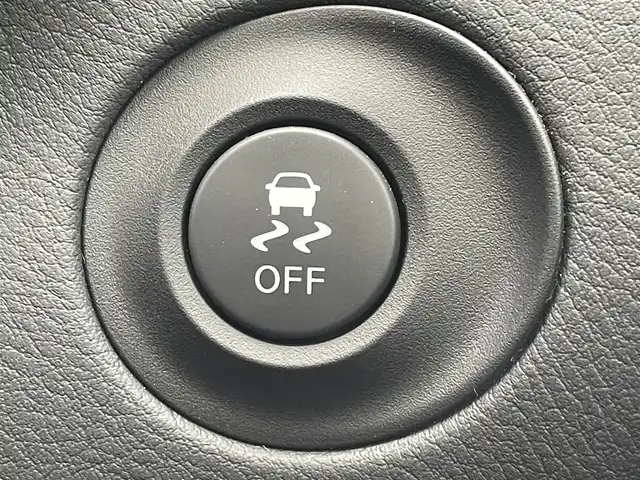 日産 フェアレディ Ｚ バージョンST 熊本県 2025(令7)年 1.2万km 黒 ワンオーナー/プッシュスタート/純正ナビ/BOSEサウンド/バックカメラ/ビルトインETC/純正19インチAW/純正キャリパー/レーダークルーズ/ハーフレザーシート/全席パワーシート/全席シートヒーター/3連メーター/LEDヘッドライト/オートライト/フォグライト/前後コーナーセンサー/横滑り防止装置/ウィンカーミラー/新車保証書/取扱説明書/スマートスペアキー×1本/カラー番号：GAT