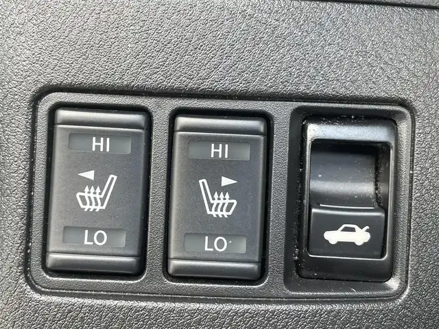 日産 フェアレディ Ｚ バージョンST 熊本県 2025(令7)年 1.2万km 黒 ワンオーナー/プッシュスタート/純正ナビ/BOSEサウンド/バックカメラ/ビルトインETC/純正19インチAW/純正キャリパー/レーダークルーズ/ハーフレザーシート/全席パワーシート/全席シートヒーター/3連メーター/LEDヘッドライト/オートライト/フォグライト/前後コーナーセンサー/横滑り防止装置/ウィンカーミラー/新車保証書/取扱説明書/スマートスペアキー×1本/カラー番号：GAT