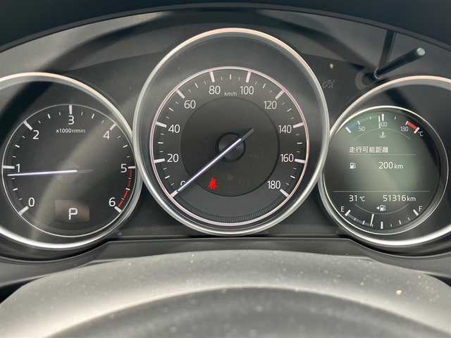 マツダ ＣＸ－８ XD Lパッケージ 静岡県 2018(平30)年 5.2万km ジェットブラックマイカ エンジンスタートボタン/保証書/取扱説明書/パワーステアリング/パワーウィンドウ/アイドリングスストップ/ターボ/ダブルオートエアコン/スマートキー/スペアキー１本/クルーズコントロール/全方位カメラ/USB入力端子/純正 ETC/純正 SDナビ（BT接続、CDチェンジャー、 DVD再生機能、AUX)/後席用モニター/３列シート/電動リアゲート/純正フロアマット/D+N席パワーシート/D+N席シートヒーター/レザーシート/純正アルミホイール/純正フロアマット/ルーフレール/ABS/横滑り防止装置/レーンキープアシスト/オートライト/オートマチックハイビーム/コーナーセンサー/ LEDヘッドライト/W+サイドエアバック/衝突軽減システム