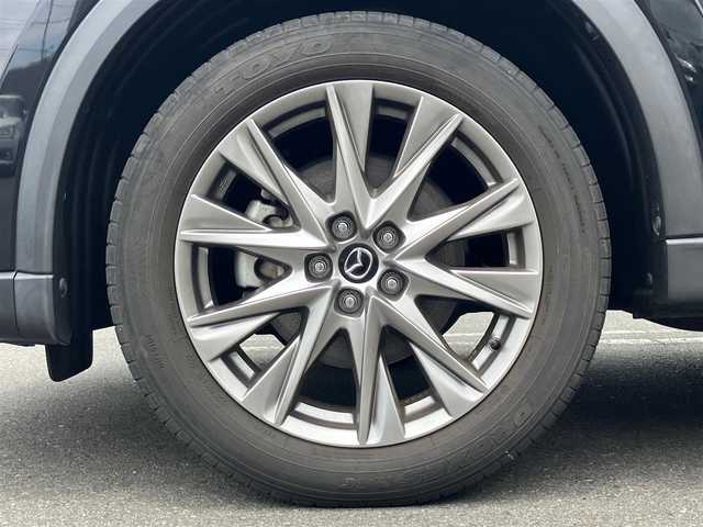 マツダ ＣＸ－８ XD Lパッケージ 静岡県 2018(平30)年 5.2万km ジェットブラックマイカ エンジンスタートボタン/保証書/取扱説明書/パワーステアリング/パワーウィンドウ/アイドリングスストップ/ターボ/ダブルオートエアコン/スマートキー/スペアキー１本/クルーズコントロール/全方位カメラ/USB入力端子/純正 ETC/純正 SDナビ（BT接続、CDチェンジャー、 DVD再生機能、AUX)/後席用モニター/３列シート/電動リアゲート/純正フロアマット/D+N席パワーシート/D+N席シートヒーター/レザーシート/純正アルミホイール/純正フロアマット/ルーフレール/ABS/横滑り防止装置/レーンキープアシスト/オートライト/オートマチックハイビーム/コーナーセンサー/ LEDヘッドライト/W+サイドエアバック/衝突軽減システム