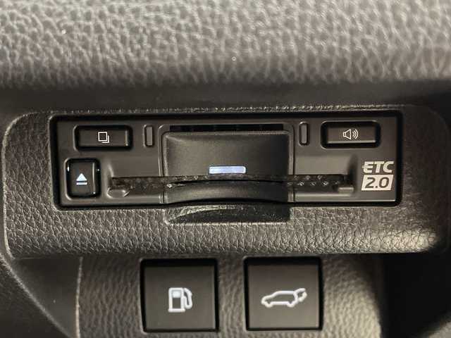 トヨタ クラウン スポーツ Z 岐阜県 2024(令6)年 2.2万km ブラック パノラマルーフ/トヨタチームメイト/・アドバンストパーク/・アドバンストドライブ/トヨタセーフティセンス/・プリクラッシュセーフティ/・レーダークルーズコントロール/・アダプティブハイビームシステム/・レーントレーシングアシスト/・ブラインドスポットモニター/・フロント・リヤクロストラフィックアラート/純正ディスプレイオーディオナビ/フルセグ/BT/USB/Miracast/パノラミックビューモニター/ビルトインETC/純正ドライブレコーダー/デジタルインナーミラー/本革シート/前席シートヒーター/エアベンチレーション/メモリーシート/本革ステアリング/ステアリングヒーター/100V充電/パワーバックドア/電動パーキングブレーキ/寒冷地仕様/純正21インチAW/純正フロアマット/サイドバイザー