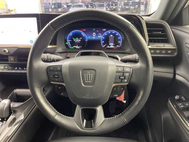 トヨタ クラウン スポーツ Z 岐阜県 2024(令6)年 2.2万km ブラック パノラマルーフ/トヨタチームメイト/・アドバンストパーク/・アドバンストドライブ/トヨタセーフティセンス/・プリクラッシュセーフティ/・レーダークルーズコントロール/・アダプティブハイビームシステム/・レーントレーシングアシスト/・ブラインドスポットモニター/・フロント・リヤクロストラフィックアラート/純正ディスプレイオーディオナビ/フルセグ/BT/USB/Miracast/パノラミックビューモニター/ビルトインETC/純正ドライブレコーダー/デジタルインナーミラー/本革シート/前席シートヒーター/エアベンチレーション/メモリーシート/本革ステアリング/ステアリングヒーター/100V充電/パワーバックドア/電動パーキングブレーキ/寒冷地仕様/純正21インチAW/純正フロアマット/サイドバイザー