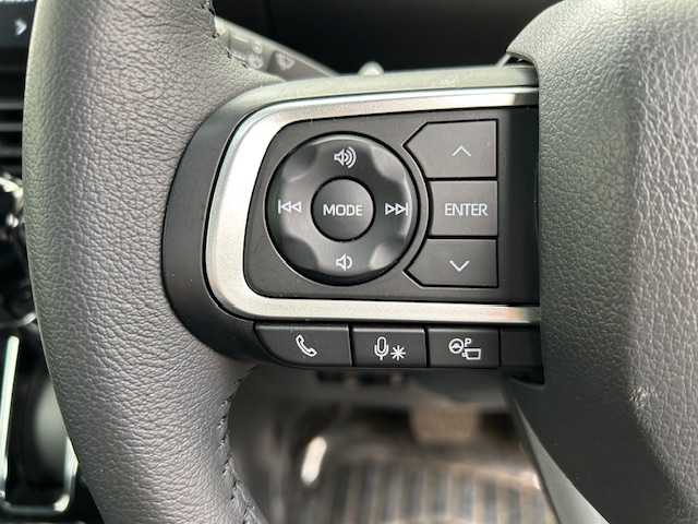 ダイハツ タント カスタム RS 長崎県 2023(令5)年 0.8万km シャイニングホワイトパール 登録時走行7728km/ワンオーナー/スマートアシスト/・衝突回避支援ブレーキ機能/・衝突警報機能/・ブレーキ制御付誤発進抑制機能/・車線逸脱警報機能/・車線逸脱抑制制御機能/・路側逸脱警報機能/・ふらつき警報/・先行車発進お知らせ機能/・標識認識機能（進入禁止/最高速度/一時停止）/・アダプティブドライビングビーム/・コーナーセンサー/スマートパノラマパーキングパック/・スマートパノラマパーキングアシスト（フロント/サイド/バックカメラ）/・ドアミラーヒーター/・助手席側サイドアンダーミラー/・ステアリングスイッチ（駐車支援）/純正ディスプレイオーディオ/フルセグTV/ビルトインETC2.0/ドライブレコーダー/両側パワースライドドア/LEDライト/ハーフレザーシート（合皮）/前席シートヒーター/eco IDLE/メッキフロントグリル（08400-K2379)/保証書・取説/スペアキー