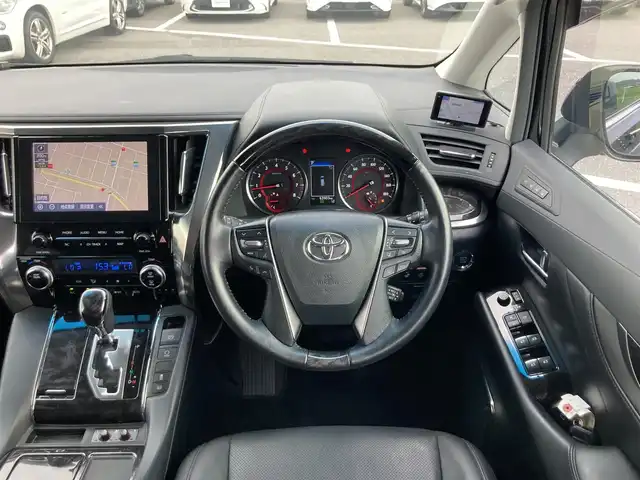 トヨタ アルファード S Cパッケージ 鳥取県 2020(令2)年 6.4万km ブラック 純正9型ディスプレイオーディオ/(ナビ/DVD/CD/BT/USB）/純正12.1型フリップダウンモニター/バックカメラ・ビルトインETC/前後ドライブレコーダー/ダブルサンルーフ/黒レザーシート/モデリスタエアロ/フロント/サイド/リア/トヨタセーフティセンス/レーダークルーズコントロール/両側パワースライドドア/パワーバックドア/パワーシート/前席/セカンドシート/前席シートヒーター/デジタルインナーミラー/LEDヘットライト/純正18インチアルミホール/プッシュエンジンスタート/スマートキー×２