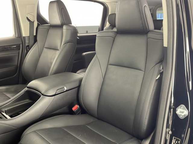 トヨタ アルファード S Cパッケージ 宮崎県 2020(令2)年 6.4万km ブラック 禁煙車/トヨタセーフティセンス/純正9型ディスプレイオーディオナビTV/（T-connect/CD/DVD/Bluetooth/フルセグTV)/純正リアフリップダウンモニター/純正ビルトイン2.0ETC/純正LEDオートライト/純正LEDフォグ/純正18インチアルミ/純正モデリスタエアロ/純正モデリスタマフラー/純正フロアマット/社外前後ドライブレコーダー/両側電動スライドドア/黒本革シート/アダプティブクルーズコントロール/プリクラッシュセーフティ/レーンディパーチャーアラート/オートマチックハイビーム/ブラインドスポットモニター/電子パーキング/オートホールド/サンルーフ/エグゼクティブパワーシート/前席パワーシート/エアシート/ウッドコンビ本革巻ハンドル/ウインカードアミラー/オート電動格納ミラー/ステアリングヒーター/スマートキー/プッシュエンジンスタート/スペアキー/取扱い説明書