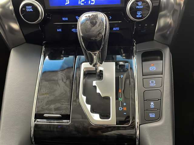 トヨタ アルファード S Cパッケージ 宮崎県 2020(令2)年 6.4万km ブラック 禁煙車/トヨタセーフティセンス/純正9型ディスプレイオーディオナビTV/（T-connect/CD/DVD/Bluetooth/フルセグTV)/純正リアフリップダウンモニター/純正ビルトイン2.0ETC/純正LEDオートライト/純正LEDフォグ/純正18インチアルミ/純正モデリスタエアロ/純正モデリスタマフラー/純正フロアマット/社外前後ドライブレコーダー/両側電動スライドドア/黒本革シート/アダプティブクルーズコントロール/プリクラッシュセーフティ/レーンディパーチャーアラート/オートマチックハイビーム/ブラインドスポットモニター/電子パーキング/オートホールド/サンルーフ/エグゼクティブパワーシート/前席パワーシート/エアシート/ウッドコンビ本革巻ハンドル/ウインカードアミラー/オート電動格納ミラー/ステアリングヒーター/スマートキー/プッシュエンジンスタート/スペアキー/取扱い説明書