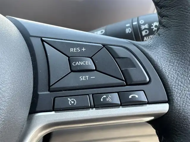 日産 セレナ ハイウェイスター V 大分県 2020(令2)年 5.4万km ブリリアントホワイトパール ・ナビ(CD.SD.AUX.BT)/・バックカメラ/・フルセグテレビ/・エマージェンシーブレーキ/・ブラインドスポットモニター/・コーナーセンサー/・クルーズコントロール/・両側パワースライドドア/・ETC/・ドライブレコーダー/・ウォークスルー/・ステアリングリモコン/・スマートキー/・スペアキー
