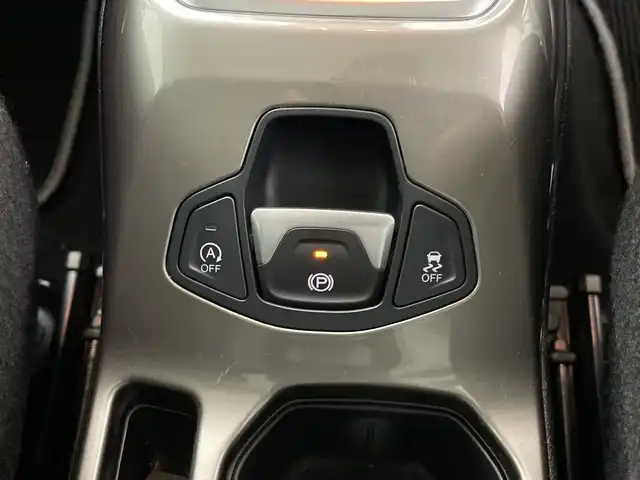 クライスラー・ジープ ジープ レネゲード リミテッド 鹿児島県 2019(令1)年 7万km 黒 メーカー純正ナビ/（Bluetooth/ラジオ）/レーダークルーズコントロール/衝突被害軽減システム/レーンキープアシスト/オートライト/アイドリングストップ/電動パーキングブレーキ/オートホールド機能/バックカメラ/スマートキー/プッシュスタート