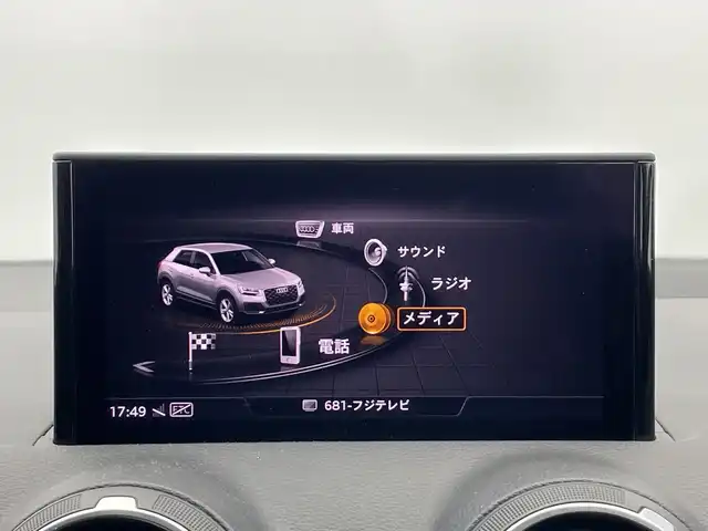 アウディ Ｑ２ 30TFSIスポーツ 栃木県 2019(令1)年 2.8万km グレイシアホワイトメタリック ターボ/メモリーナビ/（CD/Bluetooth/フルセグTV/USB）/バックカメラ/ビルトインETC2.0/前後ドラレコ/シートヒーター/電動リヤゲート/スマートキー/プッシュスタート/アイドリングストップ/横滑り防止装置/前後コーナーセンサー/LEDヘッドライト/オートライト/純正アルミホイール/純正フロアマット