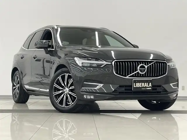 ボルボ ＸＣ６０ D4 AWD インスクリプション 岡山県 2019(令1)年 4.4万km グレー 純正SENSUS/360°カメラ/Bowers＆Wilkinsオーディオ/パノラマガラスサンルーフ/レザーシート/エアシート/シートヒーター/マッサージシート/パワーテールゲート/ACC/Bluetooth/アップルカープレイ/CDプレイヤー/オートライト/アクティブベンディングライト/コーナーリングライト/HUD/車間警告/City　Safety/LKA/ロードサイドインフォーメーション/BLIS/レインセンサー/ドラレコ（F.R）