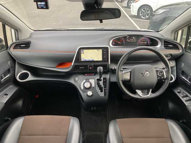 トヨタ シエンタ G クエロ 佐賀県 2019(令1)年 5.1万km ホワイトパールクリスタルシャイン モデリスタエアロ/純正ナビ/バックカメラ/両側パワースライドドア/プリクラッシュセーフティ/レーンキープアシスト/オートハイビーム/クリアランスソナー/ドライブレコーダー/ハーフレザーシート/プッシュスタート/スマートキー/LEDヘッドライト/フォグライト/社外アルミホイール