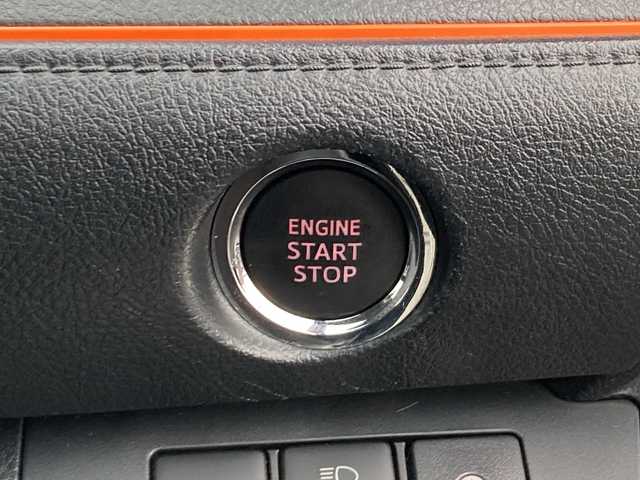 トヨタ シエンタ G クエロ 佐賀県 2019(令1)年 5.1万km ホワイトパールクリスタルシャイン モデリスタエアロ/純正ナビ/バックカメラ/両側パワースライドドア/プリクラッシュセーフティ/レーンキープアシスト/オートハイビーム/クリアランスソナー/ドライブレコーダー/ハーフレザーシート/プッシュスタート/スマートキー/LEDヘッドライト/フォグライト/社外アルミホイール