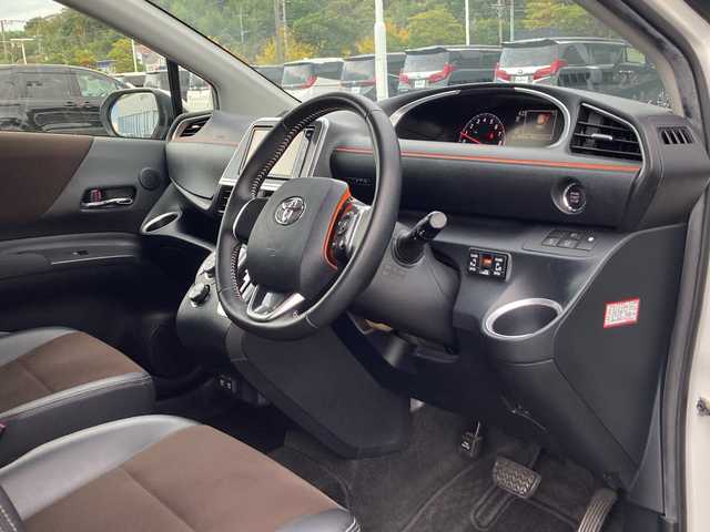 トヨタ シエンタ G クエロ 佐賀県 2019(令1)年 5.1万km ホワイトパールクリスタルシャイン モデリスタエアロ/純正ナビ/バックカメラ/両側パワースライドドア/プリクラッシュセーフティ/レーンキープアシスト/オートハイビーム/クリアランスソナー/ドライブレコーダー/ハーフレザーシート/プッシュスタート/スマートキー/LEDヘッドライト/フォグライト/社外アルミホイール