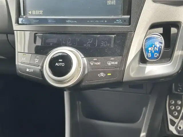 トヨタ プリウス α G 宮崎県 2012(平24)年 10万km ホワイトパールクリスタルシャイン /ナビ(NHBA-X62G)//TV/CD/DVD/Bluetooth//ビルトインETC//バックカメラ//オートライト//純正フロアマット//社外アルミホイール//ドアバイザー//プッシュスタート//電格ウィンカーミラー//ステアリングスイッチ