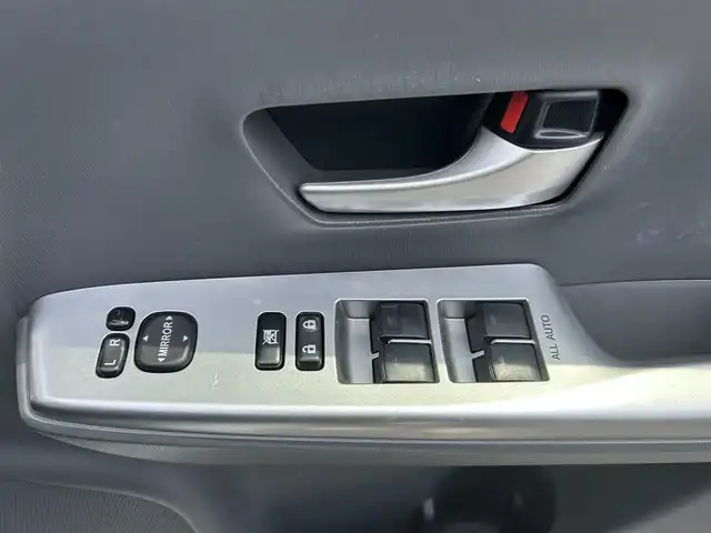 トヨタ プリウス α G 宮崎県 2012(平24)年 10万km ホワイトパールクリスタルシャイン /ナビ(NHBA-X62G)//TV/CD/DVD/Bluetooth//ビルトインETC//バックカメラ//オートライト//純正フロアマット//社外アルミホイール//ドアバイザー//プッシュスタート//電格ウィンカーミラー//ステアリングスイッチ