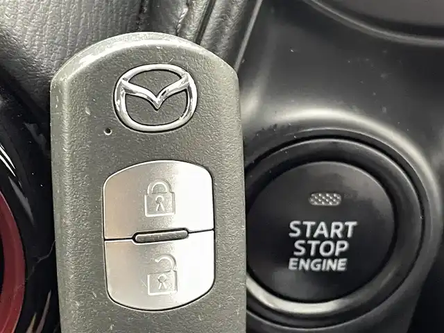 マツダ ＣＸ－３ 20S プロアクティブ 熊本県 2018(平30)年 5.2万km ディープクリスタルブルーマイカ 禁煙車　/純正ナビ（ＣＤ・ＤＶＤ・フルセグ・ＢＴ・ＳＤ）/バックカメラ　/純正前方ドライブレコーダー　/前後クリアランスソナー　/ＥＴＣ　/レーダークルーズコントロール　/衝突軽減ブレーキ　/ブラインドスポットモニター/横滑り防止/アイドリングストップ/パドルシフト/ヘッドアップディスプレイ/ハーフレザーシート/純正フロアマット/純正１８インチAW/オートライト/LEDヘッドライト/スマートキー/プッシュスタート/保証書/取扱説明書