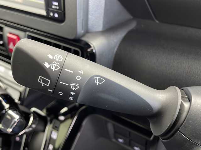 ダイハツ タント カスタム RS 鹿児島県 2024(令6)年 1万km シャイニングホワイトパール 純正7インチSDナビ/(BT/CD/DVD/AM/FM/フルセグTV)/スマートアシストIII/アラウンドビューモニター/バックカメラ/前席シートヒーター/両側パワースライドドア/オートマチックハイビーム/レーンキープアシスト/前後コーナーセンサー/純正ドライブレコーダー/ステアリングスイッチ/電動パーキングブレーキ/オートホールド/アイドリングストップ/スペアキー/純正フロアマット/純正15インチアルミホイール/純正LEDヘッドライト