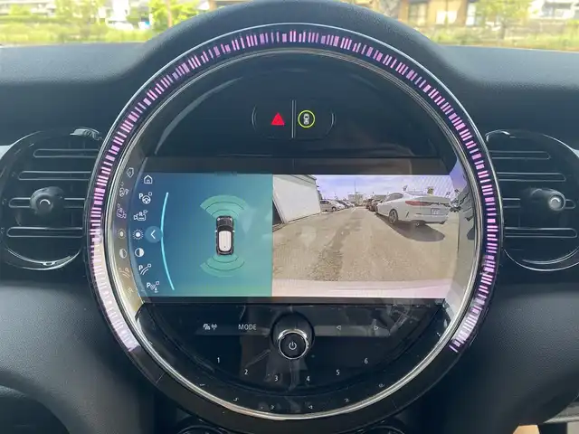 ＭＩＮＩ ミニ クーパー SD 福岡県 2022(令4)年 3.2万km グレー ・アクティブクルーズコントロール/・純正HDDナビ/USB/Bluetooth/・バックカメラ/・ハーフレザーシート/シートヒーター/・前後ドライブレコーダー/・ETC/・純正17AW/・プッシュスタート/・パーキングアシスト/・アイドリングストップ/・スマートキー/・スペアキー/・レーンキープアシスト/・オートライト/・ＬＥＤライト/・保証書/・取扱説明書/・記録簿
