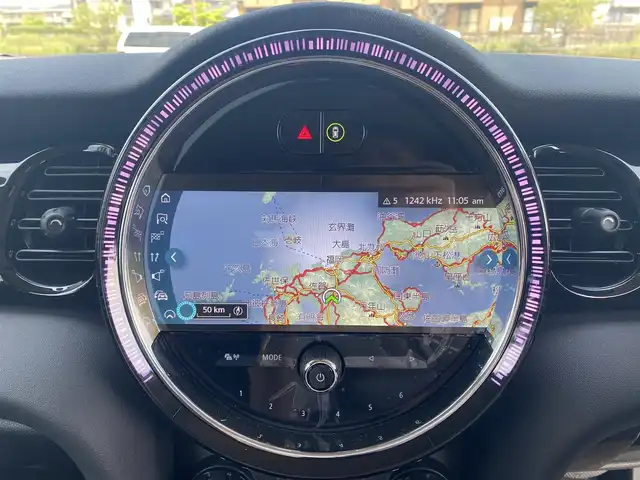 ＭＩＮＩ ミニ クーパー SD 福岡県 2022(令4)年 3.2万km グレー ・アクティブクルーズコントロール/・純正HDDナビ/USB/Bluetooth/・バックカメラ/・ハーフレザーシート/シートヒーター/・前後ドライブレコーダー/・ETC/・純正17AW/・プッシュスタート/・パーキングアシスト/・アイドリングストップ/・スマートキー/・スペアキー/・レーンキープアシスト/・オートライト/・ＬＥＤライト/・保証書/・取扱説明書/・記録簿
