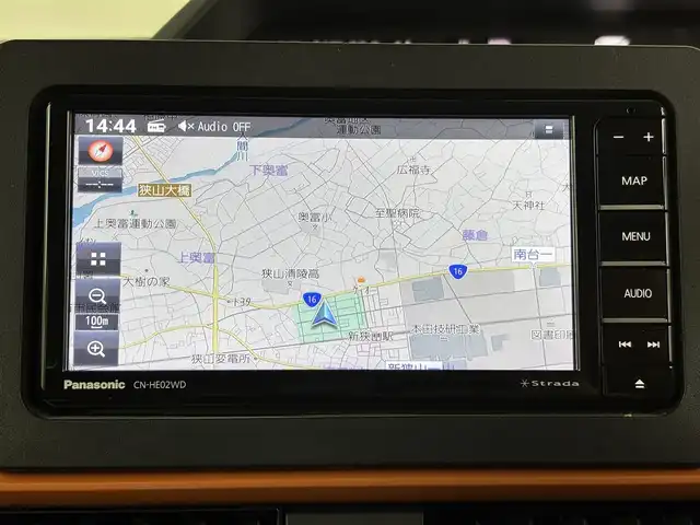 ダイハツ タント ファンクロス 埼玉県 2024(令6)年 0.8万km フォレストカーキメタリック 社外7型ナビ/（BT/フルTV/CD/DVD/SD）/全方位カメラ/スマートアシストIII/・衝突回避支援ブレーキ機能/・誤発進抑制制御機能/・車線逸脱警報機能/・先行車発進お知らせ機能/・オートハイビーム/・コーナーセンサー/両側パワースライドドア/シートヒーターDN席/純正アルミホイール/LEDライト/スペア1本HDDナビ