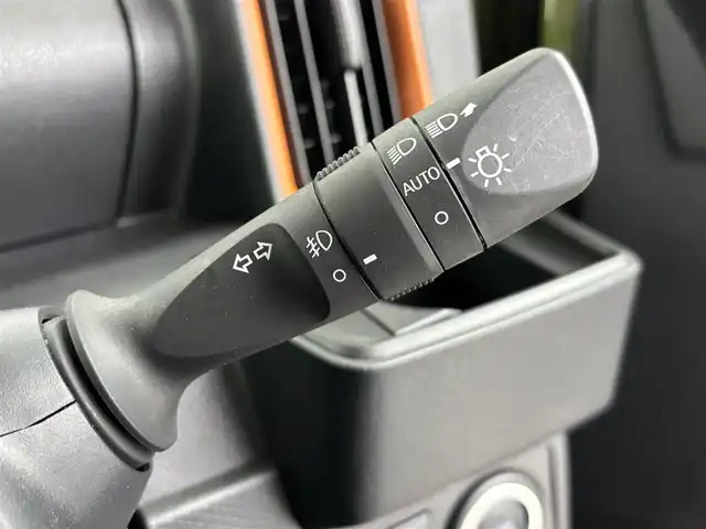 ダイハツ タント ファンクロス 埼玉県 2024(令6)年 0.8万km フォレストカーキメタリック 社外7型ナビ/（BT/フルTV/CD/DVD/SD）/全方位カメラ/スマートアシストIII/・衝突回避支援ブレーキ機能/・誤発進抑制制御機能/・車線逸脱警報機能/・先行車発進お知らせ機能/・オートハイビーム/・コーナーセンサー/両側パワースライドドア/シートヒーターDN席/純正アルミホイール/LEDライト/スペア1本HDDナビ
