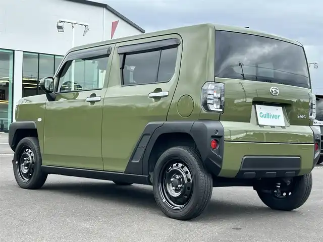 ダイハツ タフト X 鹿児島県 2022(令4)年 2.5万km フォレストカーキメタリック 純正SDナビ　NSZN-W59G/【Bluetooth/フルセグTV/CD/DVD】/スカイフィールトップ/LEDヘッドライト/ドアバイザー/アイドリングストップ/USBポート/スマートキー/ETC/オートエアコン