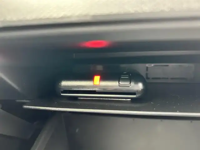 ダイハツ タフト X 鹿児島県 2022(令4)年 2.5万km フォレストカーキメタリック 純正SDナビ　NSZN-W59G/【Bluetooth/フルセグTV/CD/DVD】/スカイフィールトップ/LEDヘッドライト/ドアバイザー/アイドリングストップ/USBポート/スマートキー/ETC/オートエアコン