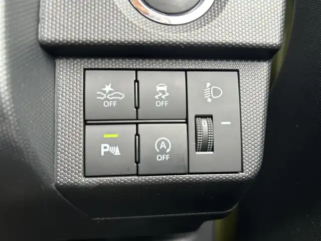 ダイハツ タフト X 鹿児島県 2022(令4)年 2.5万km フォレストカーキメタリック 純正SDナビ　NSZN-W59G/【Bluetooth/フルセグTV/CD/DVD】/スカイフィールトップ/LEDヘッドライト/ドアバイザー/アイドリングストップ/USBポート/スマートキー/ETC/オートエアコン