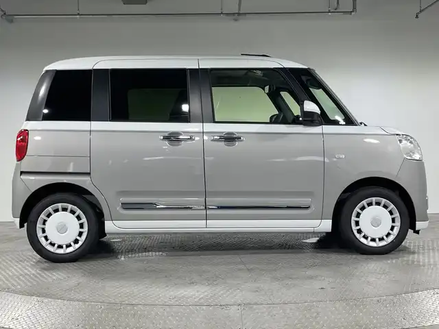 ダイハツ ムーヴ キャンバス ストライプス G ターボ 神奈川県 2024(令6)年 0.6万km シャイニングホワイトパール/スムーズグレーマイカメタリック 純正7型SDナビゲーション【NMZK-W73D】/AM FM Bluetooth フルセグ CD DVD SD/パノラマモニター/両側パワースライドドア/スマートアシスト/先行車発進お知らせ機能/車線逸脱警報/標識認識/ふらつき警報/車線逸脱抑制/レーンキープコントロール/クリアランスソナー/前席シートヒーター/ステアリングリモコン/前方ドライブレコーダー/オートホールド/純正フロアマット/LEDヘッドライト/オートライト/オートマチックハイビーム/プッシュスタート/スマートキー/スペアキー