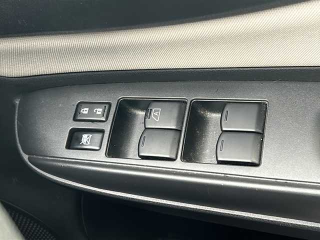 日産 ノート X Vセレクション 山形県 2020(令2)年 2.7万km ダークメタルグレー 禁煙車/エマージェンシーブレーキ/レーンキープアシスト/横滑り防止装置/純正ナビ/（Bluetooth/CD/DVD/フルセグ)/アラウンドビューモニター/前後コーナーセンサー/オートライト/純正ドライブレコーダー/デジタルインナーミラー/ステアリングスイッチ/ETC/電動格納ウィンカーミラー/スマートキー×2/ドアバイザー