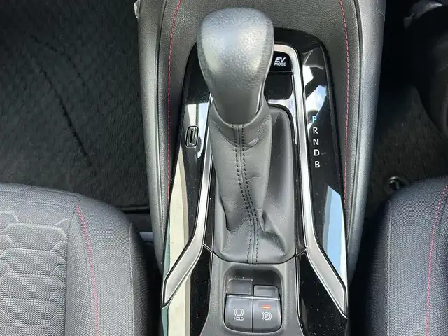 トヨタ カローラ スポーツ ハイブリッドG Z 島根県 2019(平31)年 1.9万km ホワイトパールクリスタルシャイン 登録時走行距離　18784km/純正SDナビ(Bluetooth)/フルセグTV/バックカメラ/クルーズコントロール(追従有)/レーンアシスト/横滑り防止装置/オートライト/ドライブレコーダー(前方のみ)/純正アルミホイール/カーテンエアバック/プッシュスタート/スマートキー/ETC