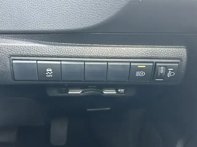 トヨタ カローラ スポーツ ハイブリッドG Z 島根県 2019(平31)年 1.9万km ホワイトパールクリスタルシャイン 登録時走行距離　18784km/純正SDナビ(Bluetooth)/フルセグTV/バックカメラ/クルーズコントロール(追従有)/レーンアシスト/横滑り防止装置/オートライト/ドライブレコーダー(前方のみ)/純正アルミホイール/カーテンエアバック/プッシュスタート/スマートキー/ETC