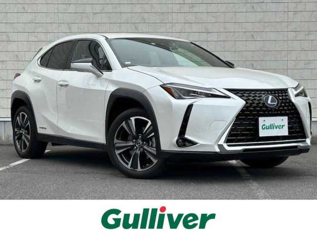 レクサス ＵＸ 250h バージョンC 大阪府 2022(令4)年 2.3万km ソニッククォーツ ナビ　/フルセグ　/Ｂｌｕｅｔｏｏｔｈ　/全方位カメラ　/レザーシート　/シートヒーター　/エアーシート　/ステアリングヒーター　/ブラインドスポットモニター　/メモリーシート　/前後ドライブレコーダー/ＥＴＣ/マット/カードキー