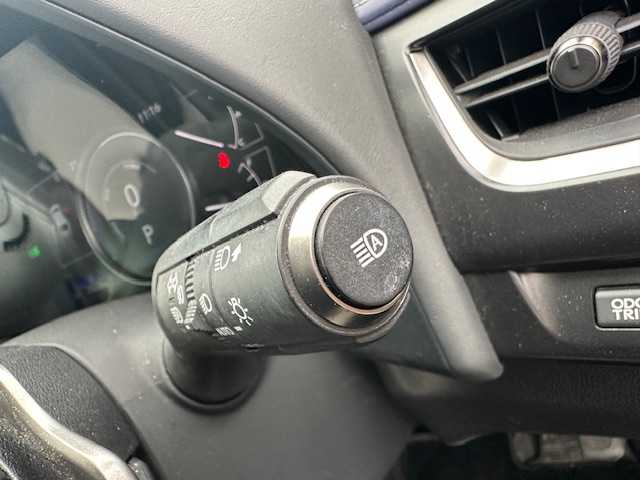 レクサス ＵＸ 250h バージョンC 大阪府 2022(令4)年 2.3万km ソニッククォーツ ナビ　/フルセグ　/Ｂｌｕｅｔｏｏｔｈ　/全方位カメラ　/レザーシート　/シートヒーター　/エアーシート　/ステアリングヒーター　/ブラインドスポットモニター　/メモリーシート　/前後ドライブレコーダー/ＥＴＣ/マット/カードキー