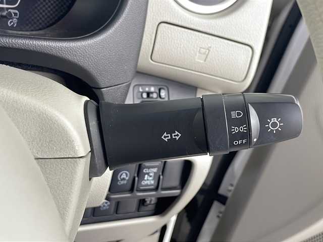 日産 デイズ ルークス X 埼玉県 2019(平31)年 3.3万km ホワイトパール 社外ナビ（CN-RE04WD）/（Ｂｌｕｅｔｏｏｔｈ・フルセグＴＶ・ＣＤ・ＤＶＤ・ＳＤ）/全方位カメラ/社外ドライブレコーダー/片側パワースライドドア/衝突軽減ブレーキ/レーンキープアシスト/横滑り防止装置/コーナーセンサー/アイドリングストップ/ロールサンシェード/LEDヘッドライト/オートライト/社外フロアマット/スマートキー/スペアキーｘ１